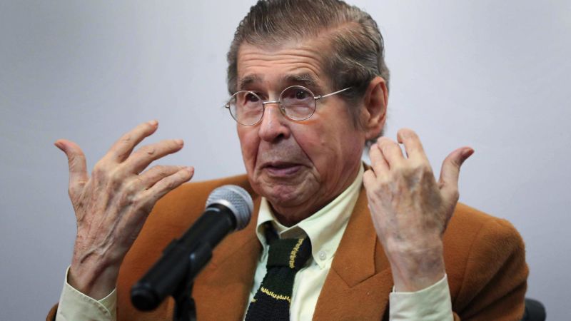 Fallece Alfredo Bryce Echenique, referente clave de la literatura peruana