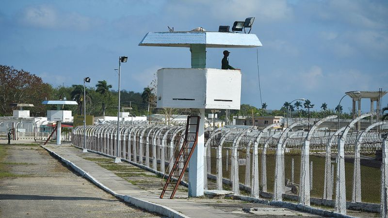 Cuba liberará a 51 presos tras acuerdo con el Vaticano en medio de tensiones internacionales