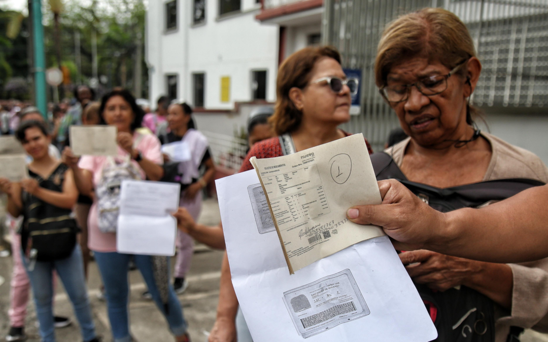 Gobernadores alertan sobre riesgos al liquidar EPS sin transición territorial