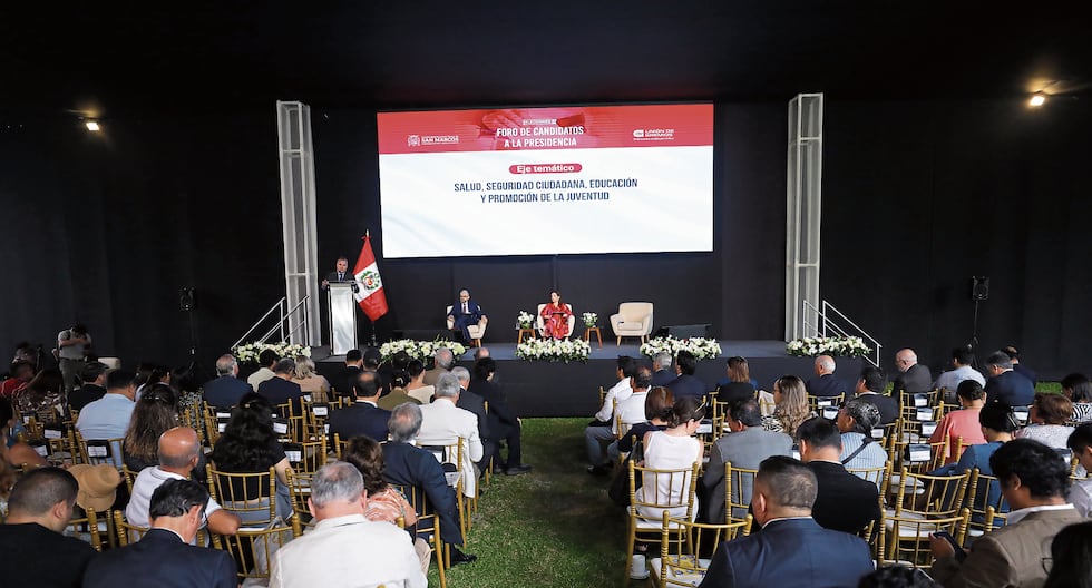 Foro en la SNI reúne a 23 candidatos presidenciales con planes para Perú 2026