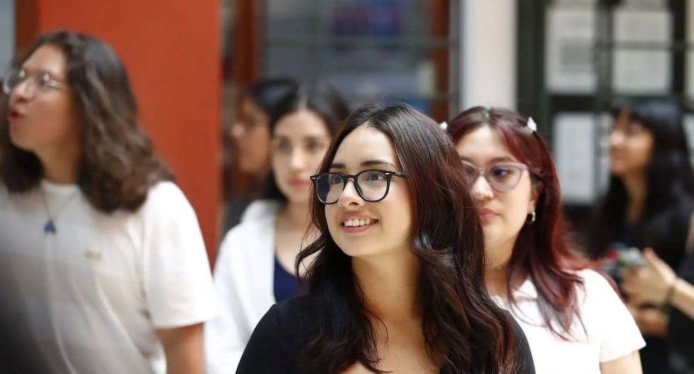 Carreras tecnológicas impulsan creciente migración estudiantil peruana en 2026