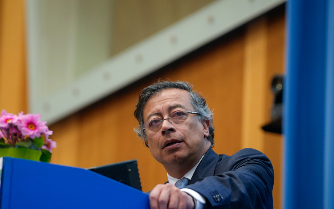 Presidente Petro responsabiliza al gobierno Duque por accidente del avión Hércules