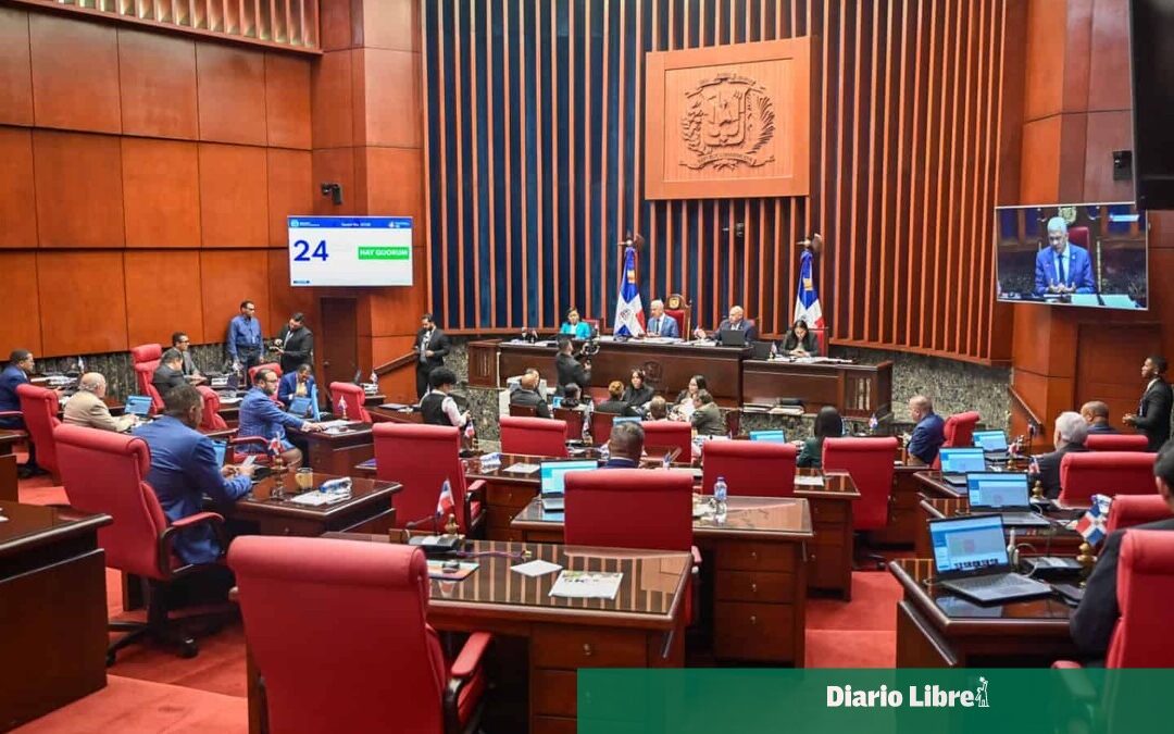 Congreso dominicano avanza en reformas laboral y policial tras eliminar candidaturas independientes