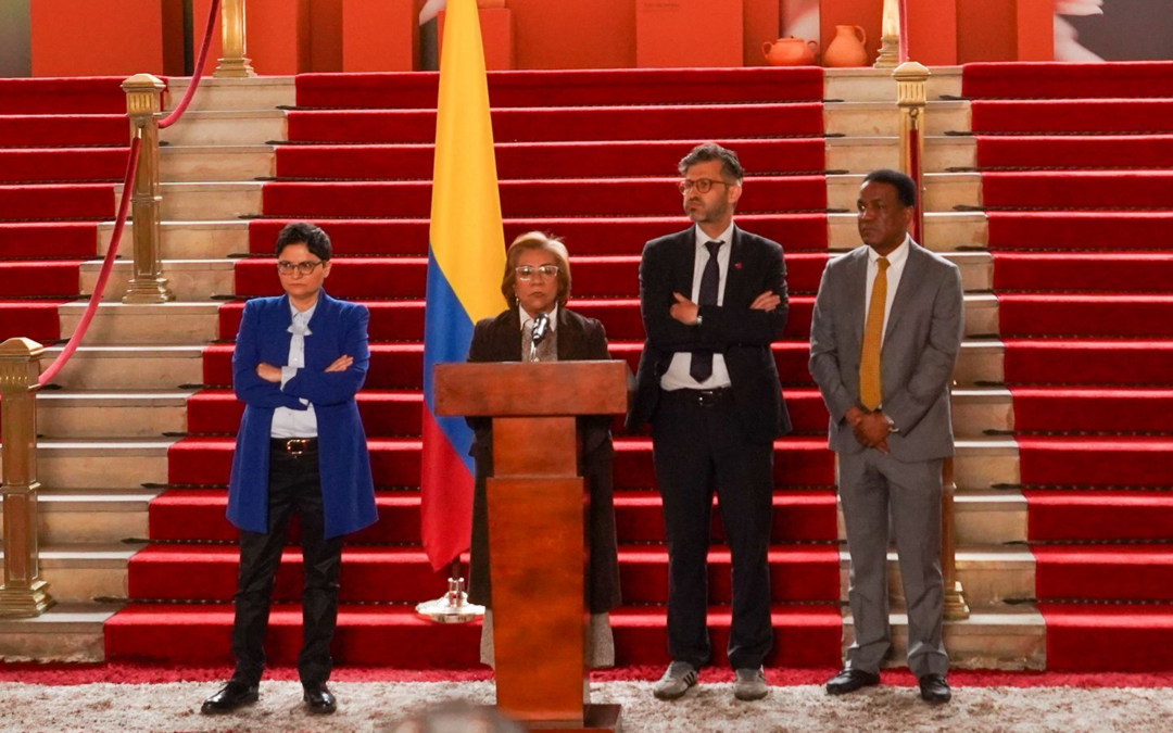 Colombia busca reducir tensiones con Ecuador pese a desacuerdos arancelarios