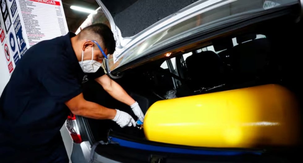 Minem alerta a taxistas: usar GLP en autos a GNV pone en riesgo su vida
