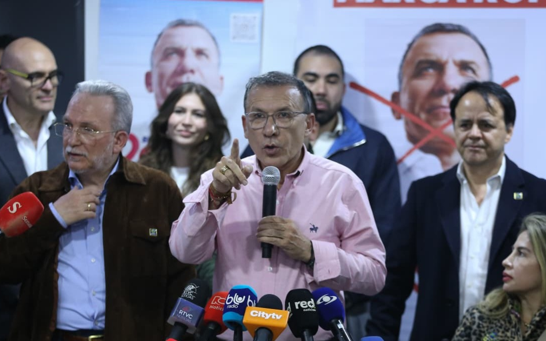 Roy Barreras gana consulta presidencial con apoyo limitado