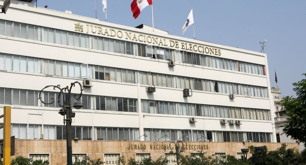 15 candidatos presidenciales bajo investigación por irregularidades en sus hojas de vida 2026