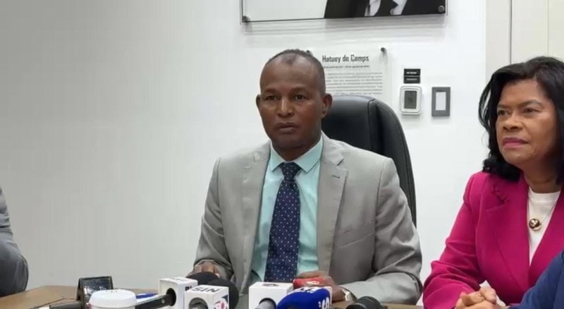 Congreso evaluará extender licencia materna a seis meses en reforma laboral