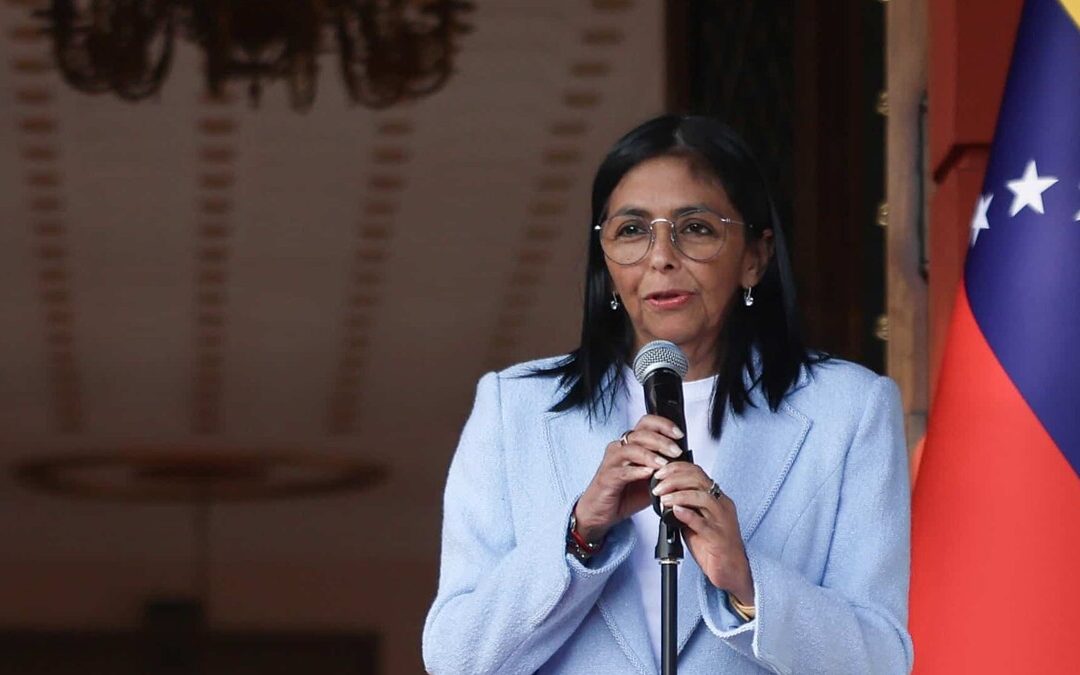 EE. UU. retira sanciones a Delcy Rodríguez tras asunción presidencial en Venezuela