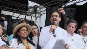 Iván Cepeda fortalece su campaña con apoyo de Clara López y Alianza Verde