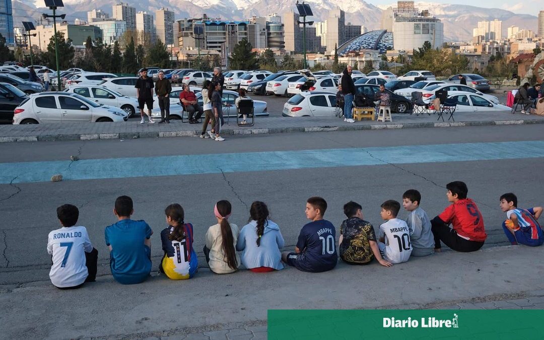 Irán enfrenta la guerra manteniendo su vida cotidiana pese a la crisis