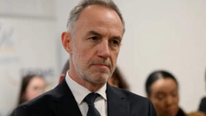 París suspende a 31 monitores escolares por presuntos abusos sexuales